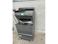 Jac - broodsnijmachine - afbeelding 2 van  2