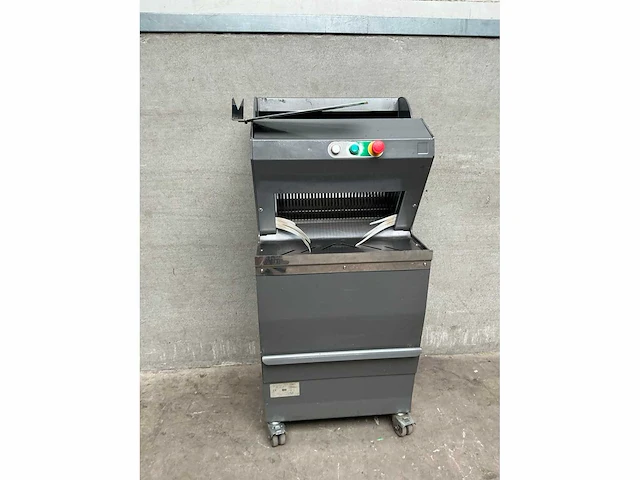 Jac - ech 450 - broodsnijmachine - afbeelding 2 van  5