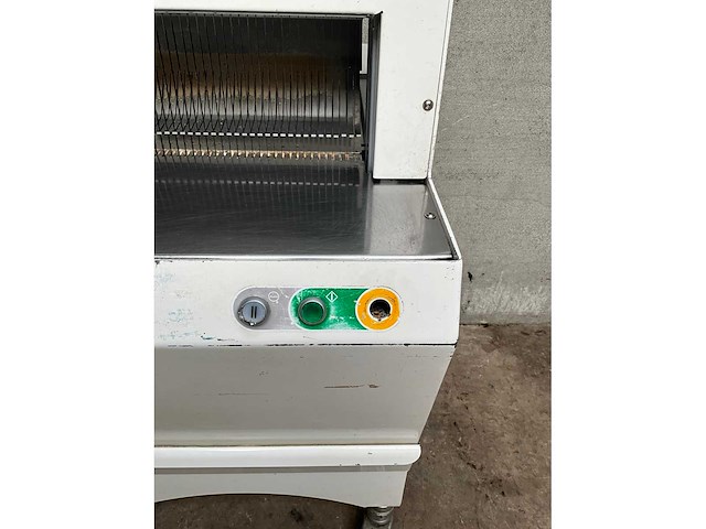 Jac eel 450/11 broodsnijmachine - afbeelding 4 van  6