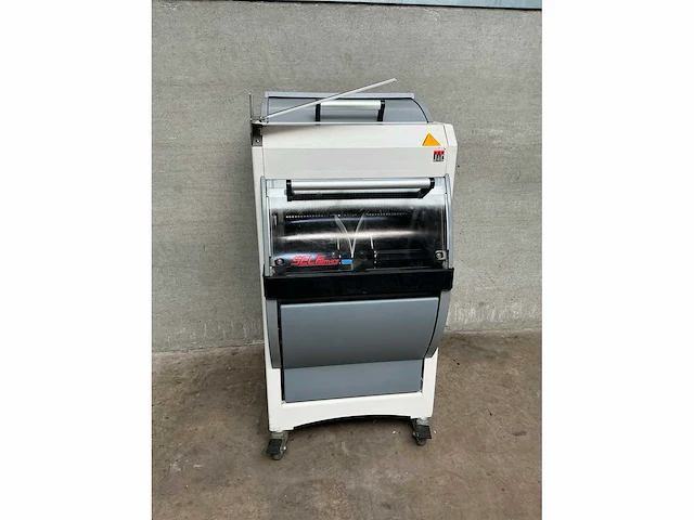 Jac selfservice - sfn 450 - broodsnijmachine - afbeelding 2 van  5