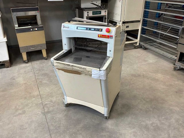 Jac venice broodsnijmachine - afbeelding 1 van  6