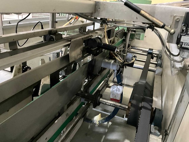 Jacob white r3000 cartoner kartonopzetmachine - afbeelding 19 van  32