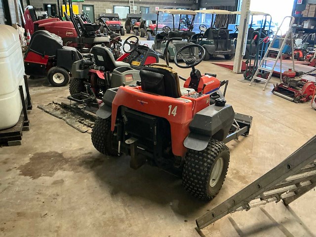 Jacobsen sand scorpion bunkerhark - afbeelding 3 van  4