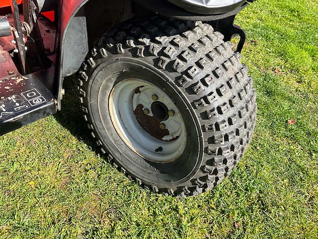 Jacobsen textron pistesleep (3 wielaangedreven) - kubota - afbeelding 21 van  22