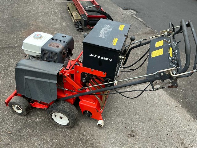 Jacobsen verticuteermachine - afbeelding 10 van  13