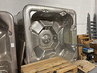 Jacuzzi (2x) - afbeelding 1 van  1