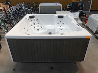 Jacuzzi balboa - afbeelding 1 van  9
