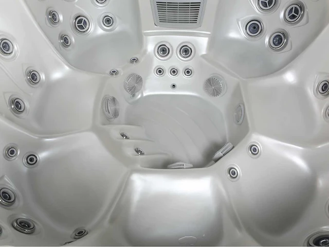 Jacuzzi en buitenspa - vonato - 0 - vrijstaand 7 persoons bad - afbeelding 11 van  12
