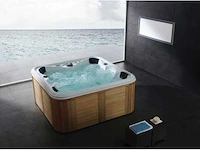 Jacuzzi en buitenspa - vonato - tovario - 0 - 6 persoons met 1 ligplaats - afbeelding 1 van  24