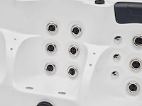 Jacuzzi en buitenspa - vonato - tovario - 0 - 6 persoons met 1 ligplaats - afbeelding 20 van  24