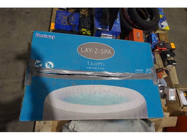Jacuzzi lay-z-spa - afbeelding 2 van  2