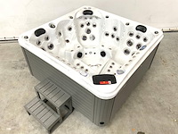 Jacuzzi london nieuw - afbeelding 1 van  1