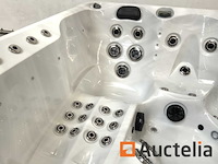 Jacuzzi london + nordic insulation - afbeelding 10 van  19