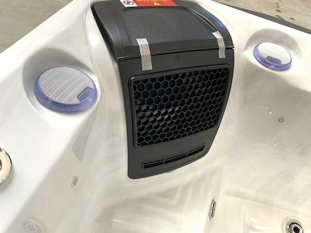 Jacuzzi london with nordic insulation - afbeelding 12 van  18