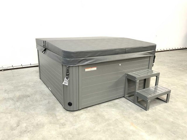 Jacuzzi london with nordic insulation - afbeelding 3 van  18
