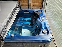 Jacuzzi - afbeelding 3 van  5