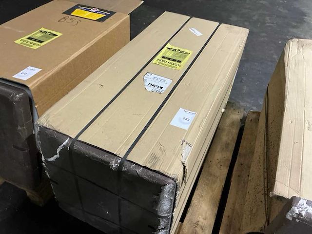 Jaga elektrische vertikale wandboiler 150l - afbeelding 1 van  4