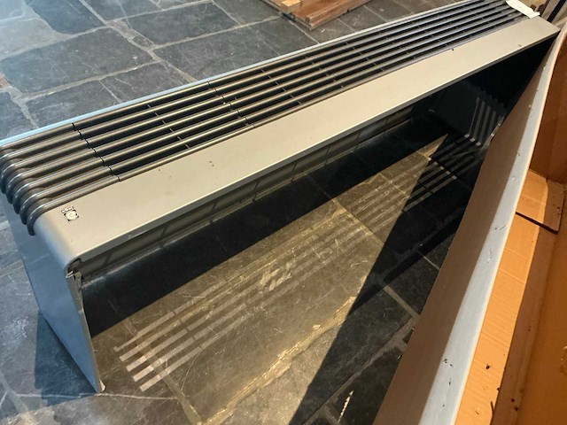 Jaga radiator omkasting - afbeelding 1 van  2