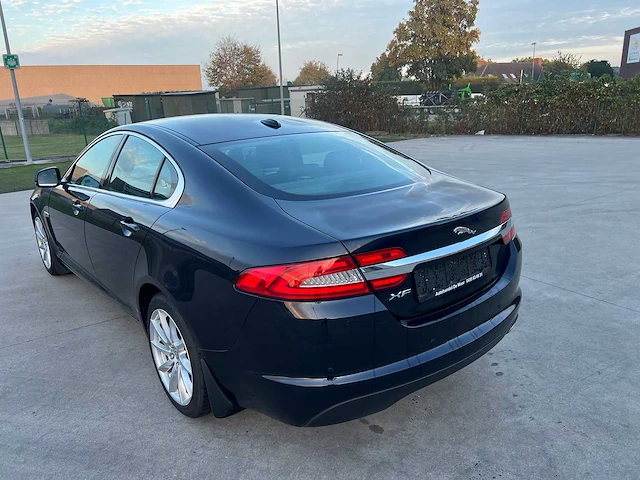 Jaguar - 2011 - xf - personen - personenauto - afbeelding 9 van  22