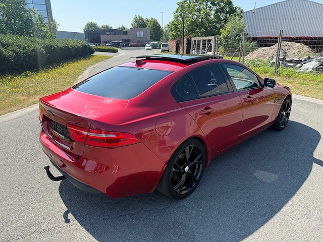 Jaguar - 2015 - xe - personenauto - afbeelding 2 van  27