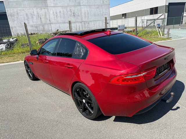 Jaguar - 2015 - xe - personenauto - afbeelding 9 van  27