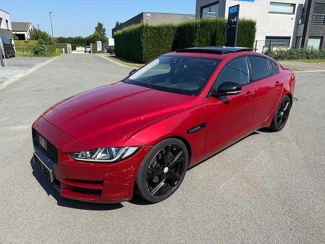 Jaguar - 2015 - xe - personenauto - afbeelding 12 van  27
