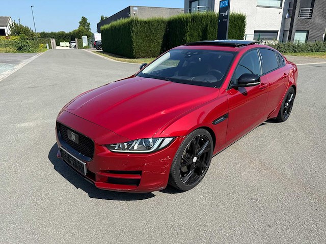 Jaguar - 2015 - xe - personenauto - afbeelding 21 van  27