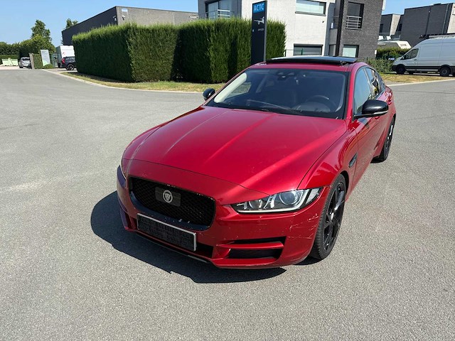 Jaguar - 2015 - xe - personenauto - afbeelding 23 van  27