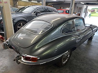 Jaguar - coupé - e type - oldtimer - afbeelding 13 van  23