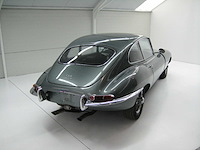 Jaguar - coupé - e type - oldtimer - afbeelding 10 van  48