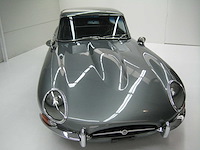 Jaguar - coupé - e type - oldtimer - afbeelding 17 van  48
