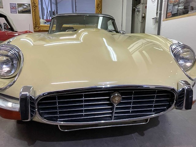 Jaguar - e-type - v12 - klassieke auto's - afbeelding 2 van  39