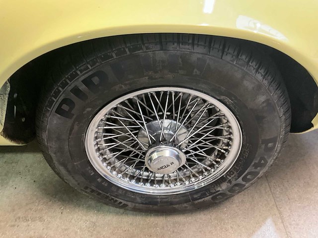 Jaguar - e-type - v12 - klassieke auto's - afbeelding 9 van  39