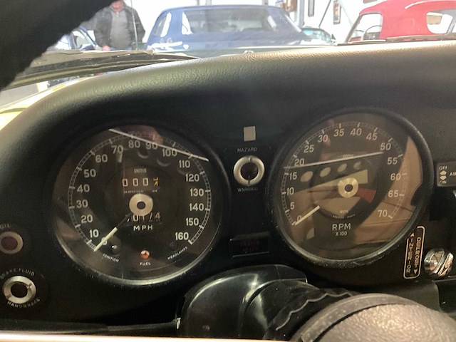 Jaguar - e-type - v12 - klassieke auto's - afbeelding 16 van  39