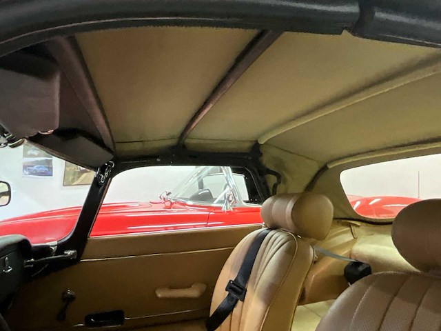 Jaguar - e-type - v12 - klassieke auto's - afbeelding 19 van  39