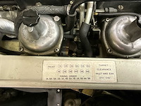 Jaguar - e-type - v12 - klassieke auto's - afbeelding 27 van  39