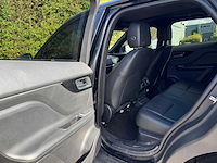 Jaguar - f-pace - car - 2019 - afbeelding 16 van  32