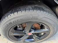 Jaguar - f-pace - car - 2019 - afbeelding 20 van  32