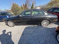 Jaguar - s-type - 4.0 v8 - car - 2001 - afbeelding 8 van  10