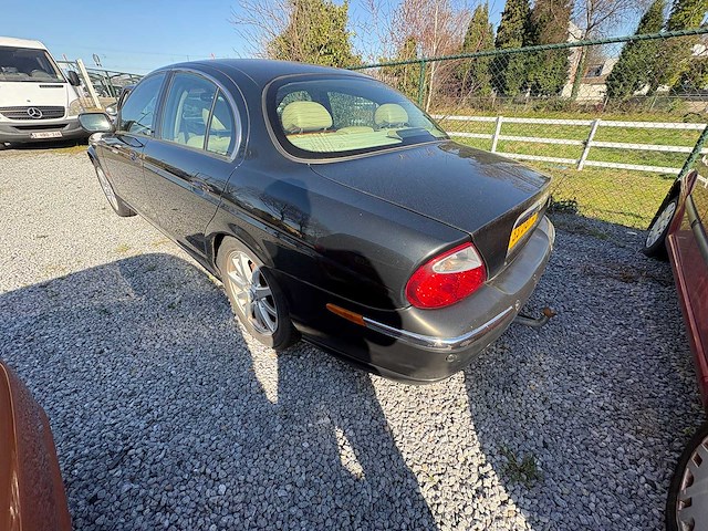 Jaguar - s-type - 4.0 v8 - car - 2001 - afbeelding 10 van  10