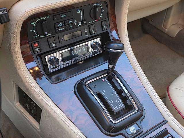 Jaguar - sovereign - car - 1992 - afbeelding 14 van  42