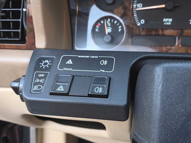 Jaguar - sovereign - car - 1992 - afbeelding 16 van  42