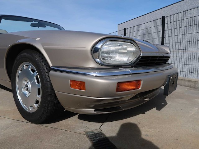 Jaguar - xjs cabriolet - classic cars >15 - afbeelding 14 van  62
