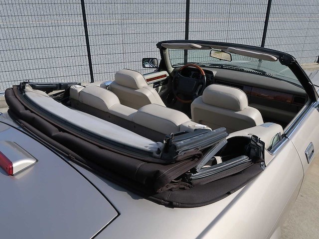 Jaguar - xjs cabriolet - classic cars >15 - afbeelding 19 van  62