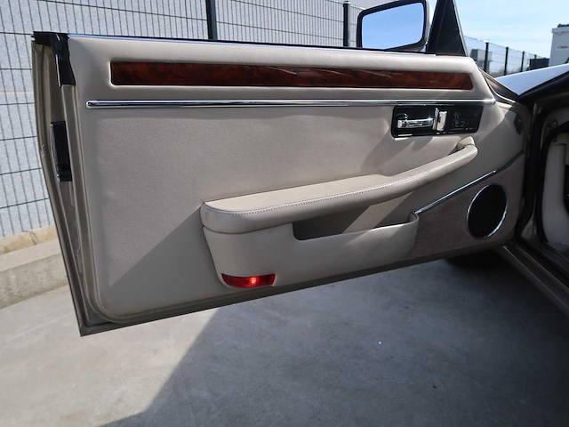 Jaguar - xjs cabriolet - classic cars >15 - afbeelding 30 van  62