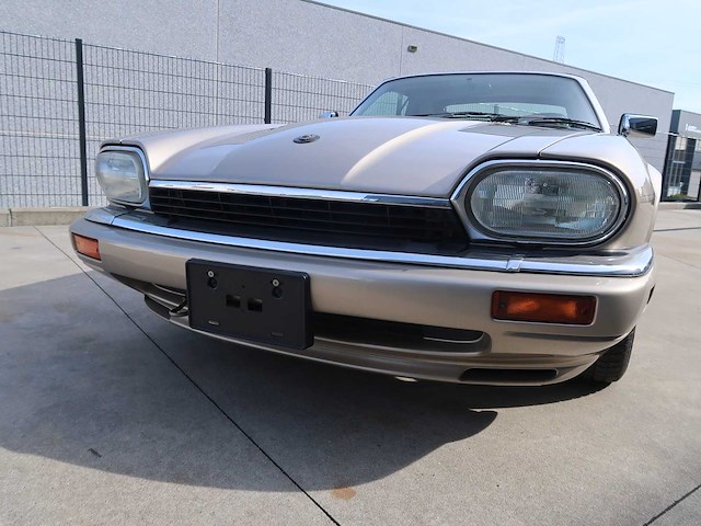 Jaguar - xjs cabriolet - classic cars >15 - afbeelding 36 van  62