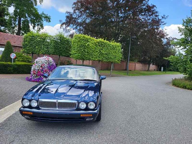 Jaguar 4.0, 1995 - afbeelding 9 van  49