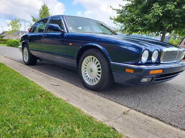 Jaguar 4.0, 1995 - afbeelding 12 van  49
