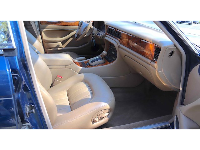 Jaguar 400 sovereign, 1995 - afbeelding 38 van  51