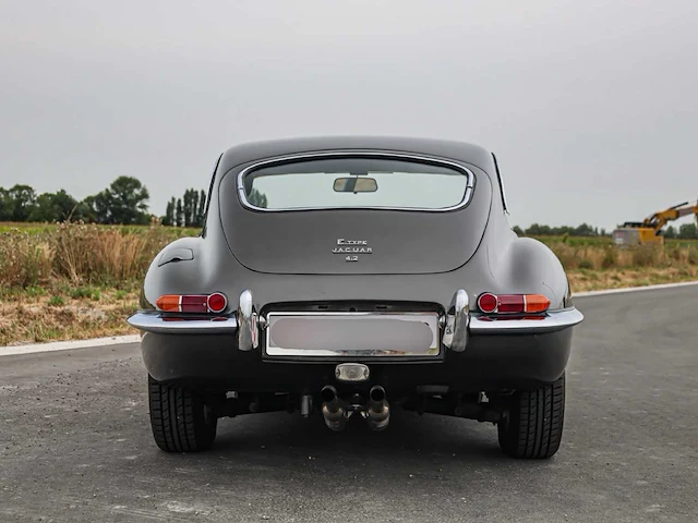 Jaguar e -type e-type oldtimer - afbeelding 22 van  55